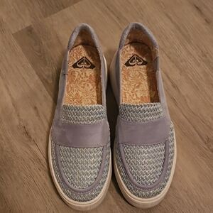 Roxy Women's Lavender and Gray Slip-On Flats